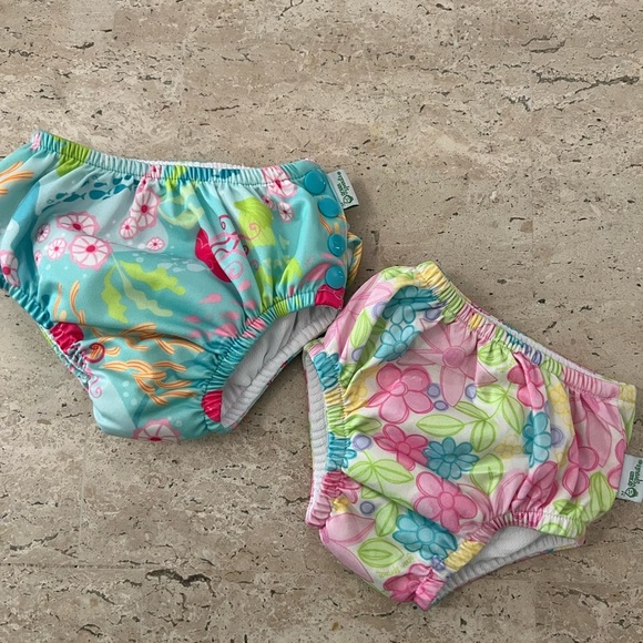 Green Sprouts Swim Diapers 6&12 Months - Picture 1 of 9